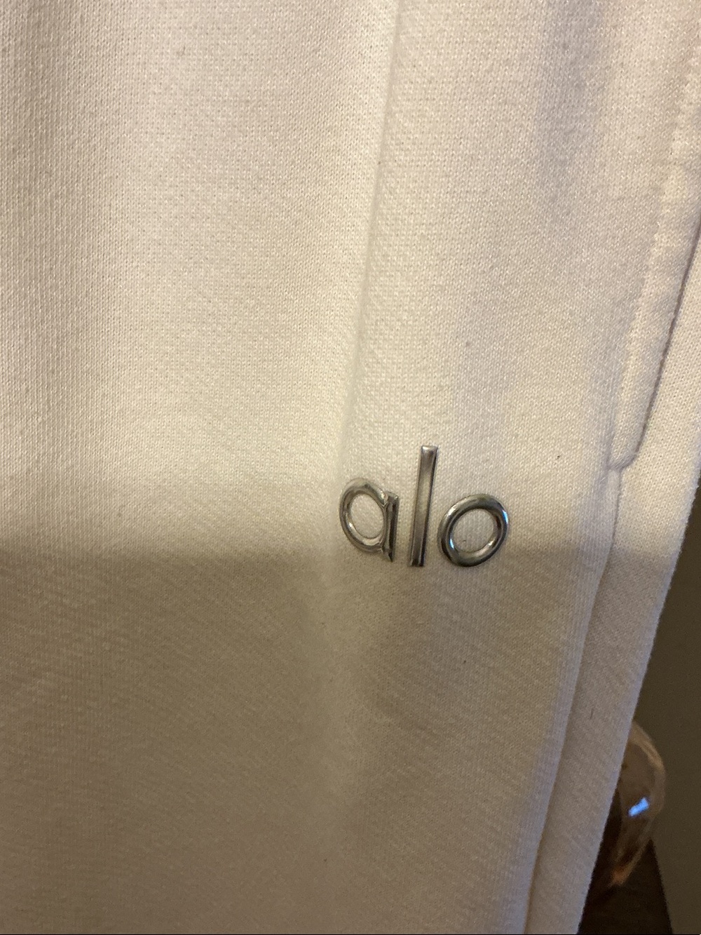 ALO Yoga Cream Fleece Jogger Sweatpants Size M - Picture 2 of 4